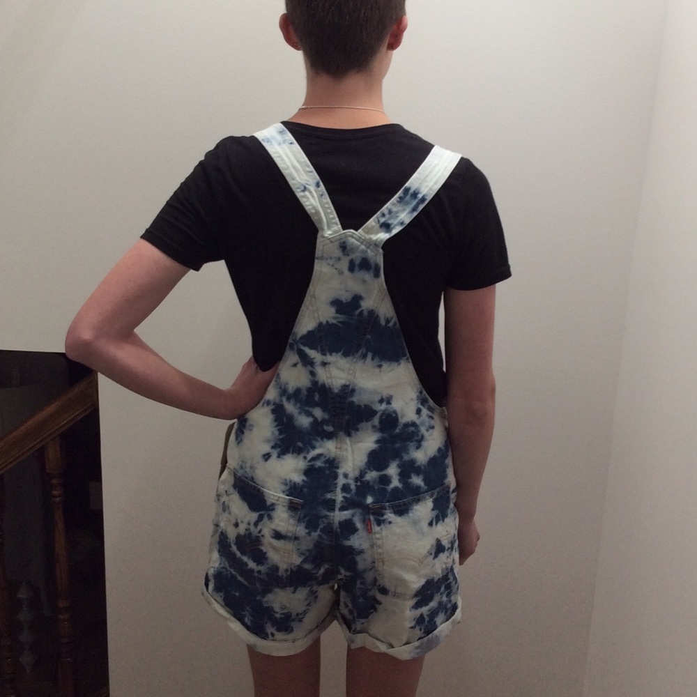 HP🎉Levi’s Vintage Tie Dye Shortalls - Picture 11 of 11